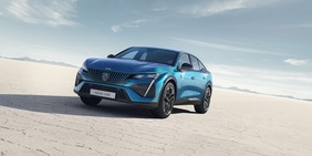 Peugeot 408: nuova moderna e soprattutto tecnologica