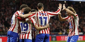 Show Atletico Madrid: poker contro il Barcellona. Simeone ipoteca la finale. Lookman, gol e assist