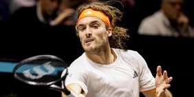 Il dramma di Tsitsipas, le parole che scioccano tutti: "Ho guadagnato tantissimo ma ho attraversato il buio. Adesso..."