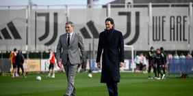 Il discorso di Elkann a Spalletti, Comolli e Chiellini: cosa gli ha detto e perché i dirigenti non hanno mai citato l'Inter