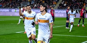 Il Lecce risponde alla Fiorentina: Galdeman e Ramadani piegano il Cagliari in Sardegna