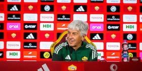 Gasperini nettissimo sulla Champions: "Per me non esiste altro. E chi pensa di mettermi pressione...". Poi parla di Totti e Bastoni