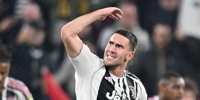 Juve, vertice Vlahovic: spiraglio aperto per il contratto