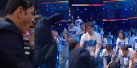 Sal Da Vinci canta, si emoziona e cade dal palco di Sanremo: che gaffe da Mara Venier
