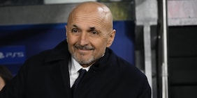Juve, auguri social a Spalletti per il compleanno: i tifosi gli chiedono in regalo la Champions