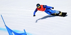 Milano Cortina, Perathoner trionfa nello snowboard: primo oro azzurro alle Paralimpiadi