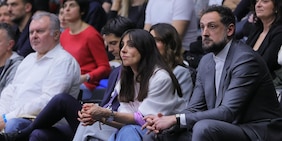 Marco Belinelli, Ambra Angiolini, Claudia Gerini e altri vip in tribuna per Virtus Bologna-Olimpia Milano
