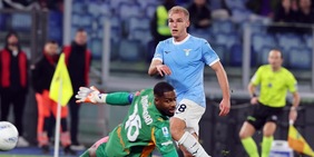 Lazio-Milan diretta Serie A: segui la sfida tra Sarri e Allegri LIVE