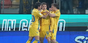 Il Frosinone torna a vincere e si avvicina al Monza: Bari ko