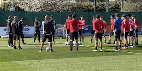 I giovani del Monza a lezione da mister Paolo Bianco: l’impegno del club tra identità e sociale