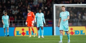 L'Aston Villa vince 3-1 a Bologna: Rowe non basta, a Italiano serve un'impresa