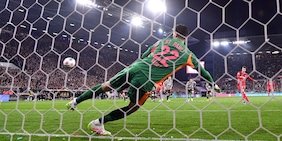 Bundesliga, il Colonia beffa il St.Pauli e fa un altro passo verso la salvezza