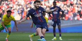 Kvaratskhelia trascina ancora il Psg: tris al Nantes e +4 sul Lens