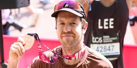 Anche Vettel ha tagliato il traguardo della Maratona di Londra: il suo tempo è ottimo