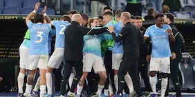 Lazio-Udinese show: Maldini pareggia al 95', Sarri ottavo in classifica