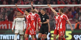 Ifab, svolta storica: rosso diretto ai giocatori che si coprono la bocca per protestare