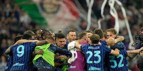 È festa scudetto per l'Inter a San Siro: Thuram e Mkhitaryan colpiscono il Parma