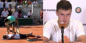 Mensik choc al Roland Garros: crolla a terra in preda ai crampi per il caldo, poi attacca l’arbitro
