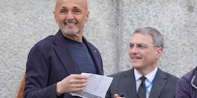 I retroscena della riunione dei vertici Juve: Elkann conferma Spalletti e Comolli