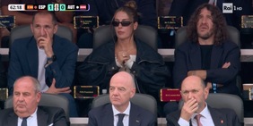 Spagna-Austria, in tribuna con Infantino ci sono Chiellini, Puyol e Alexia Putellas