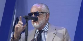 De Laurentiis sul Maradona: "Ora bisogna darsi da fare". Poi svela come sarà il mercato del Napoli