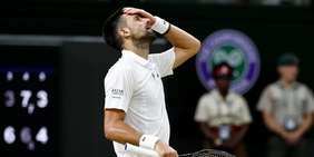 Wimbledon multa Djokovic per “oscenità udibili”: quando e cosa ha detto