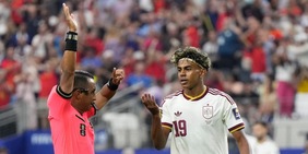 Paura per Yamal: ladri in casa dopo aver conquistato la finale del Mondiale