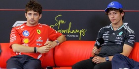 Leclerc passa a Kimi il testimone del 'predestinato': "Mi ci rivedo"