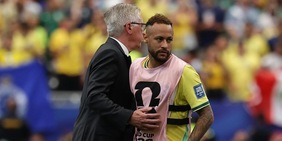 Neymar dice addio al Brasile, l'annuncio ufficiale: "Il mio tempo è finito"