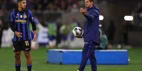 Chivu elogia la Juve: "È allenata bene...". Poi parla delle gerarchie in porta