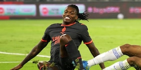 Milan, si ferma Leao: non convocato per la sfida con il Manchester United