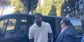 Napoli, visite mediche per Badiashile a Villa Stuart: "Sono felice"