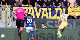 Frosinone da urlo con Calò e Kvernadze: a Fabregas non riesce l'aggancio in vetta