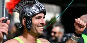L'elmo dei centurioni è la medaglia della Run Rome The Marathon 2027
