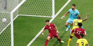 Mondiali, l'Ecuador segna subito al Qatar: Orsato annulla il gol con il Var