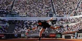 Sinner, che vittoria: batte anche De Jong e vola agli ottavi