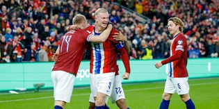 L'Estonia dura un tempo: Norvegia virtualmente ai Mondiali. Italia condannata ai play-off
