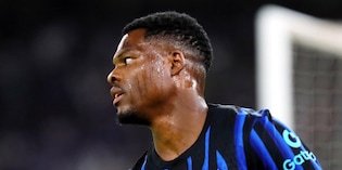 Inter, Dumfries si è operato alla caviglia: come sta dopo l'intervento a Londra