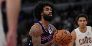 Nba, Cleveland cade a Chicago: White trascina i Bulls. Grizzlies corsari a Minneapolis