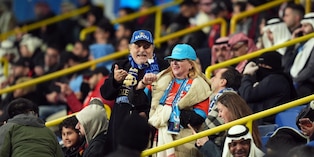 Supercoppa, tifosi bloccati per ore in aeroporto di ritorno dall'Arabia: le scuse della Lega Calcio