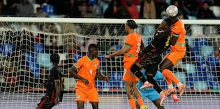 Coppa d'Africa, l'Algeria batte il Burkina Faso e vola agli ottavi, la Costa d'Avorio pareggia con il Camerun