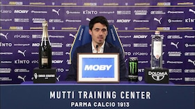 Cuesta elogia Chivu: "Ha dato una grande impronta al Parma"