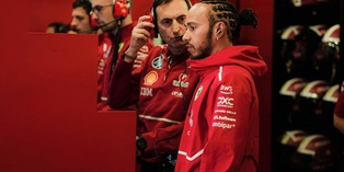 Cambio rivoluzionario in casa Ferrari: ecco cosa cambia per Lewis Hamilton