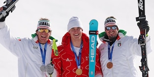 Franzoni e Paris imperiali nella discesa libera: le prime due medaglie dell’Italia a Milano-Cortina sono d’argento e bronzo FOTO