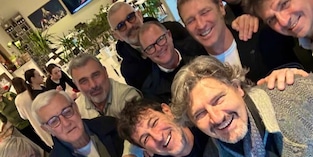 Rimpatriata Juve a cena per festeggiare la Champions: c'è pure Lippi. Li riconoscete tutti?