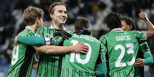 Il Sassuolo travolge il Verona. Lautaro starà fuori 4 settimane.