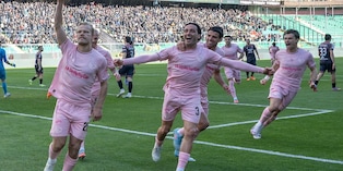 Tris del Palermo contro il Sudtirol, il Venezia vince e torna capolista. La Samp cade a Mantova