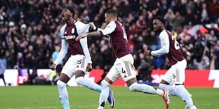 Premier League,  Abraham salva l’Aston Villa. Chelsea beffato, ok il Manchester City