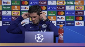 Chivu contro il giornalista norvegese: "E ride pure, complimenti"