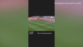 Roma, Wesley replica il gol alla Juve in allenamento